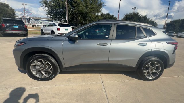 Certified 2026 Chevrolet Trax LT FWD image 5