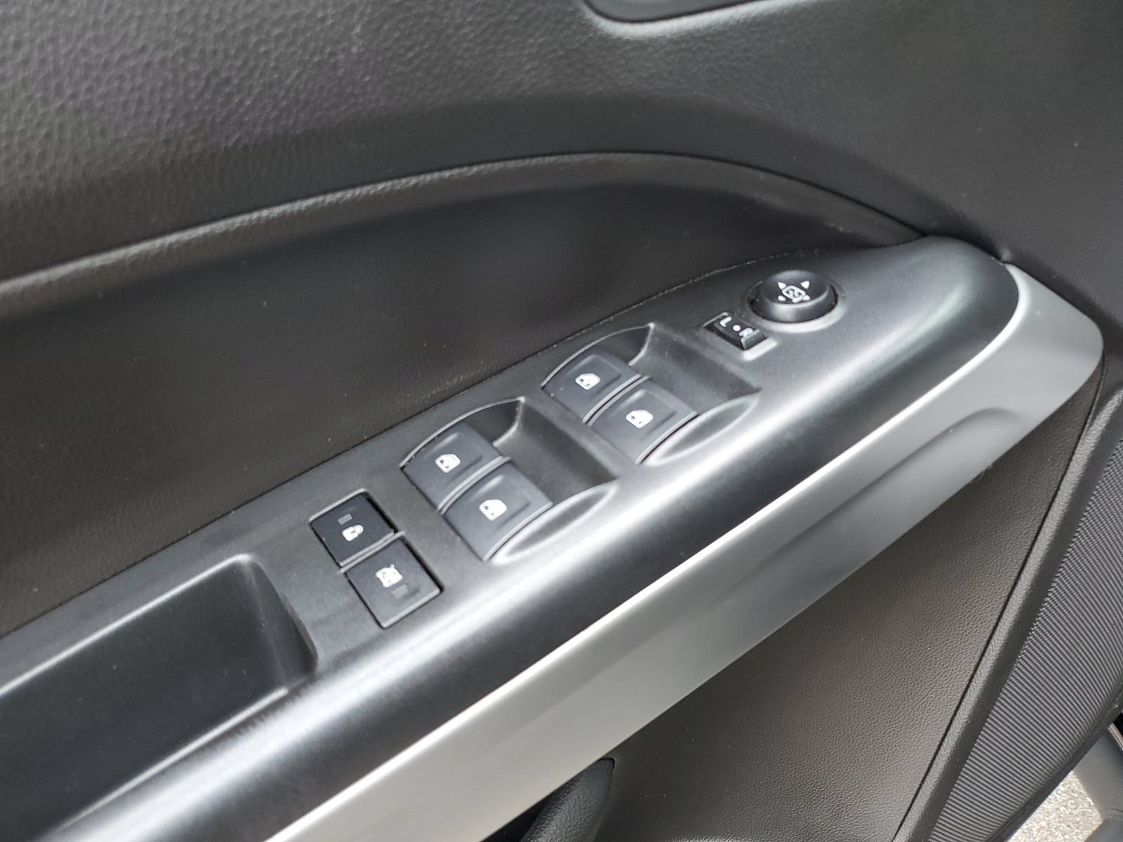 Used 2018 Chevrolet Colorado LT w/ Redline Special Edition AWD/4WD image 20