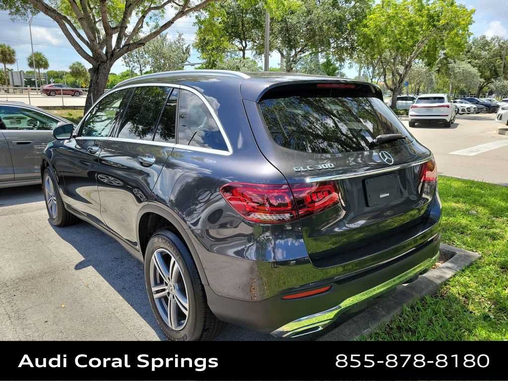 Used 2020 Mercedes-Benz GLC 300 image 4