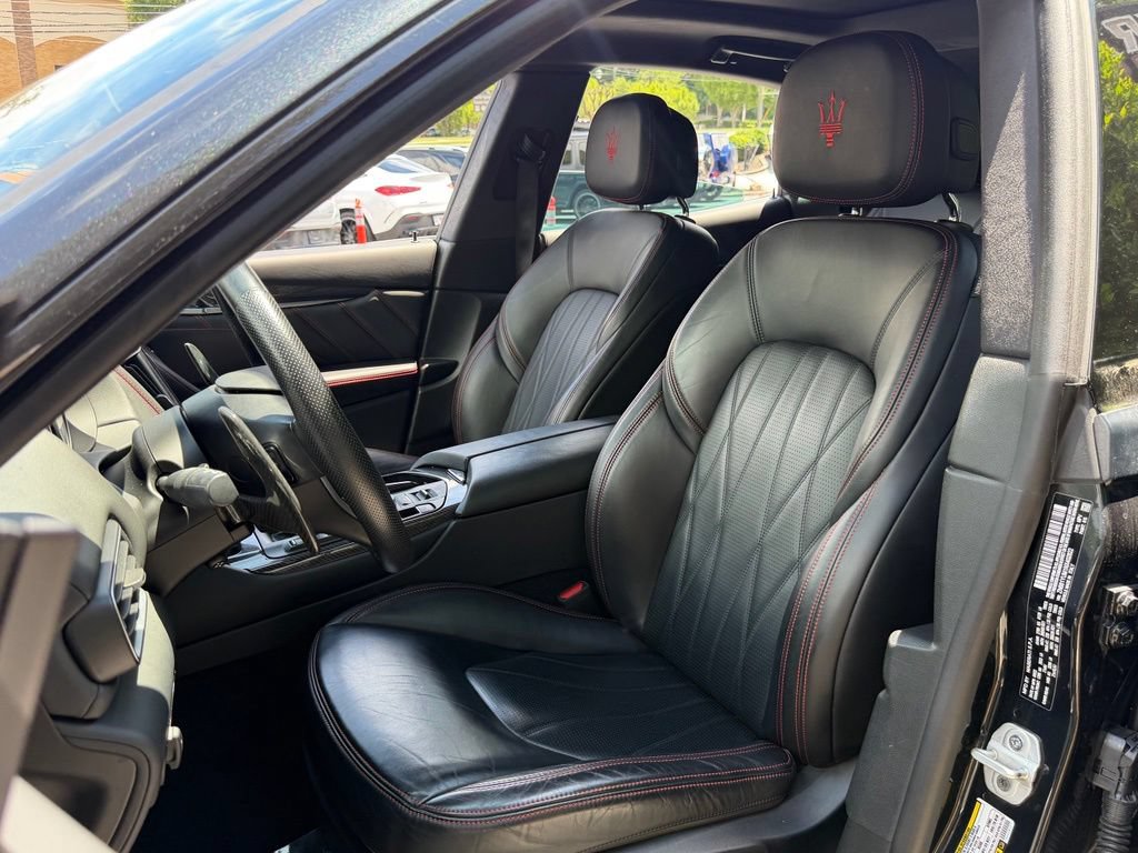 Used 2022 Maserati Levante Modena AWD/4WD image 26