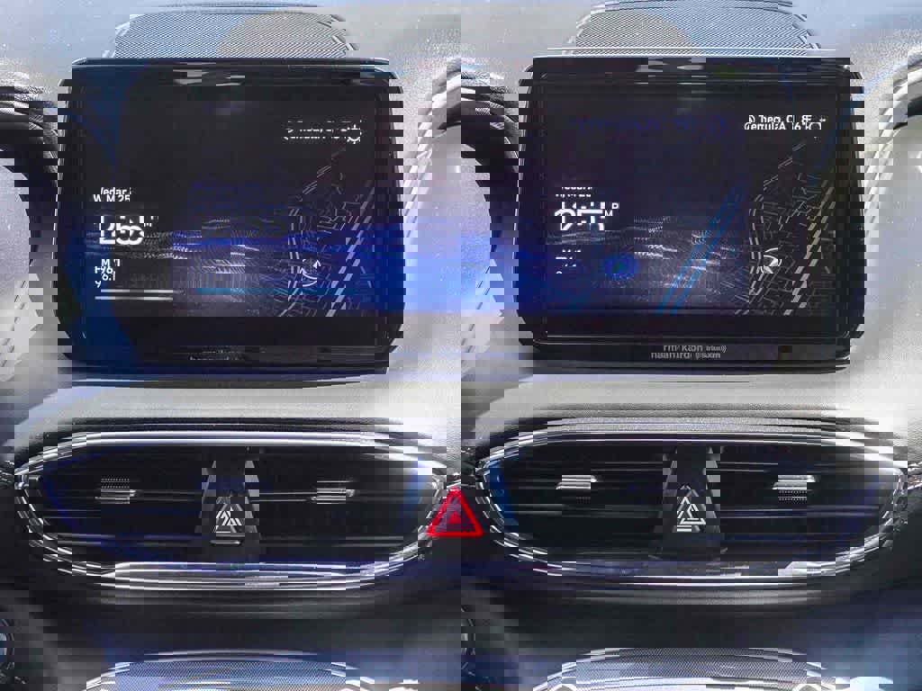 Used 2023 Hyundai Santa Fe Calligraphy image 13