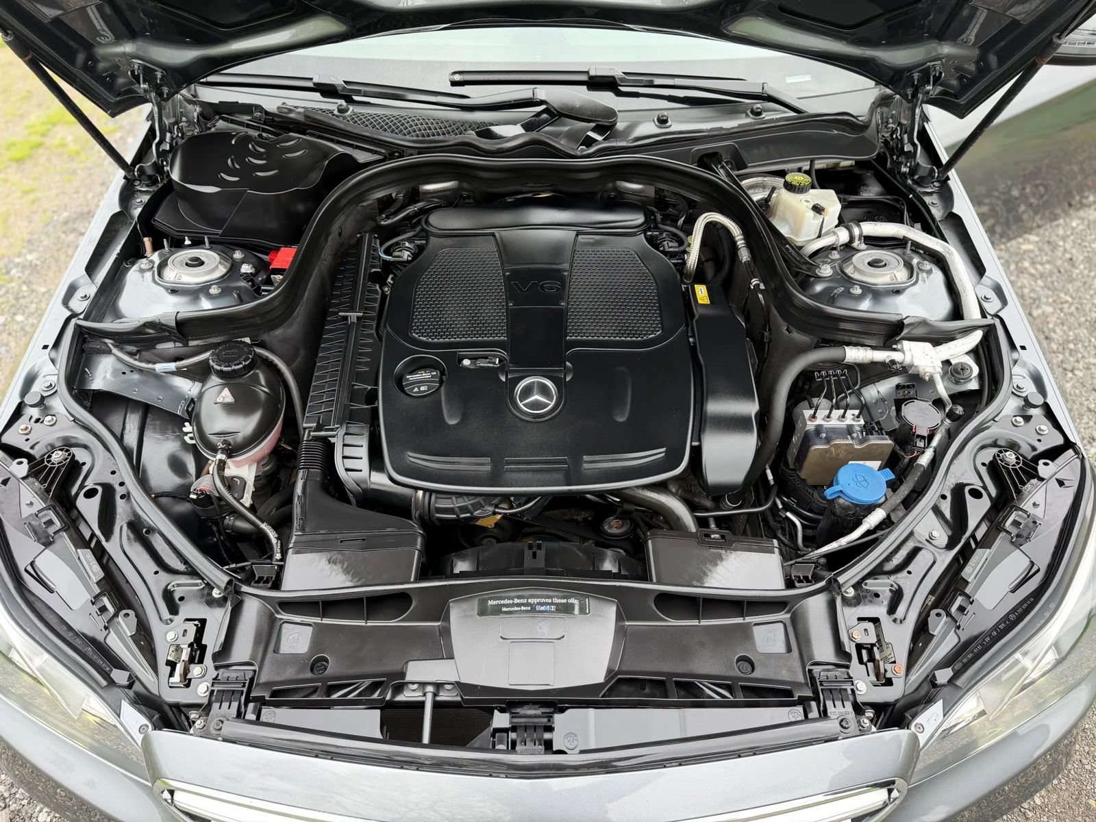 Used 2016 Mercedes-Benz E 350 4MATIC Wagon image 92