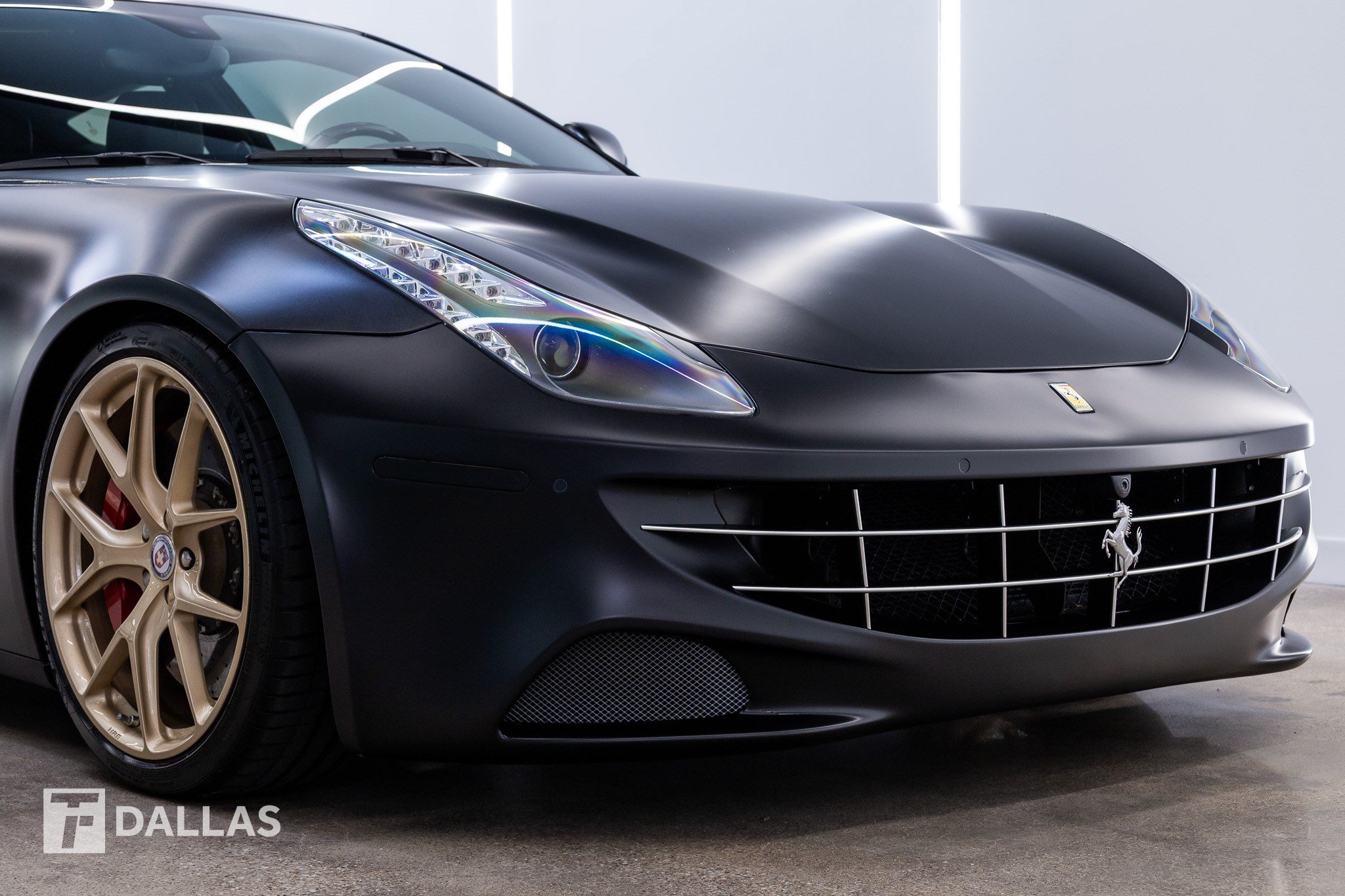 Used 2012 Ferrari FF AWD/4WD image 20