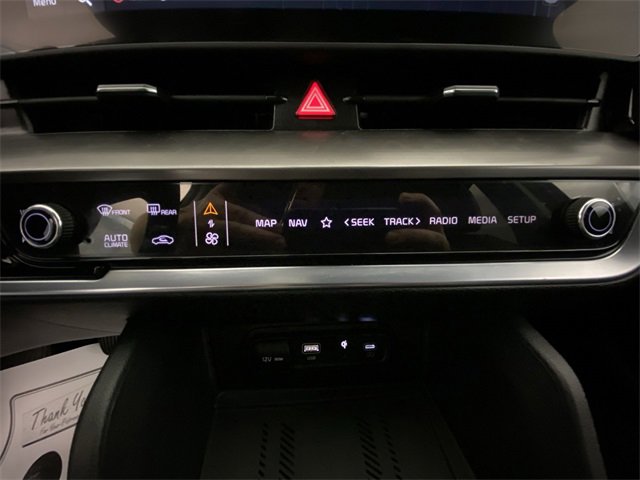 Used 2024 Kia Sportage EX image 19