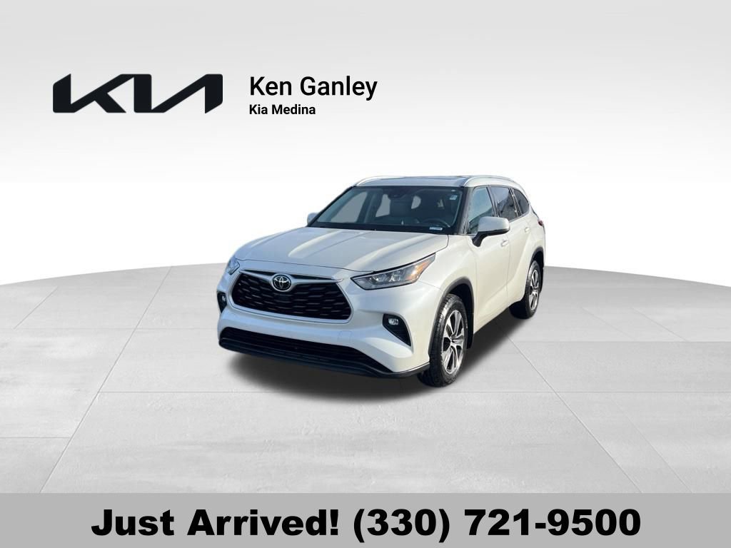 Used 2020 Toyota Highlander XLE