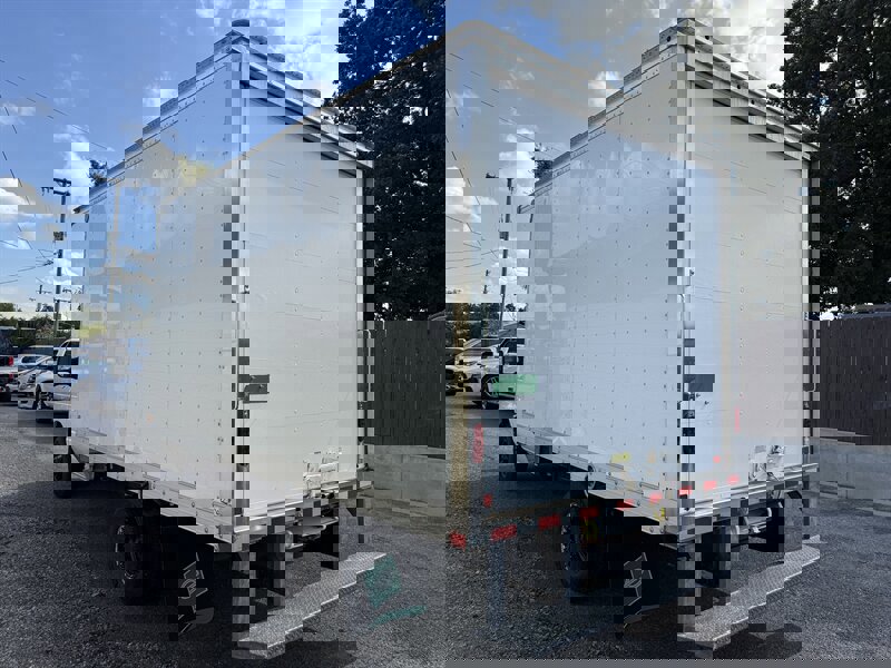 Used 2023 Ford E-350 and Econoline 350 Super Duty w/ Power Windows & Locks Group image 24