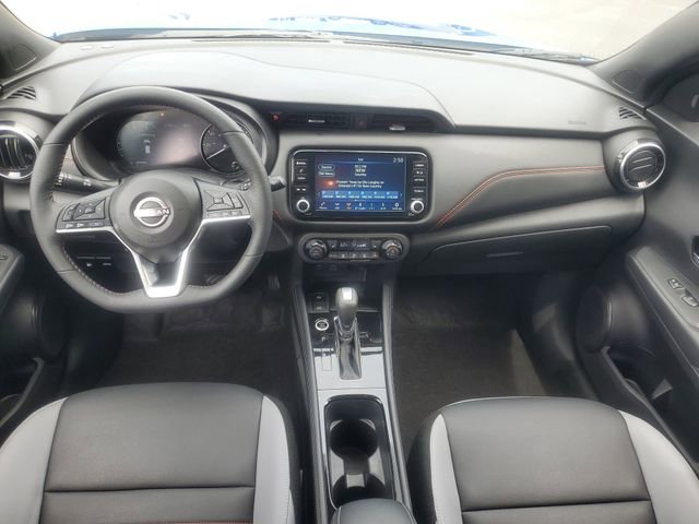 Used 2023 Nissan Kicks SR w/ SR Premium Package FWD image 13