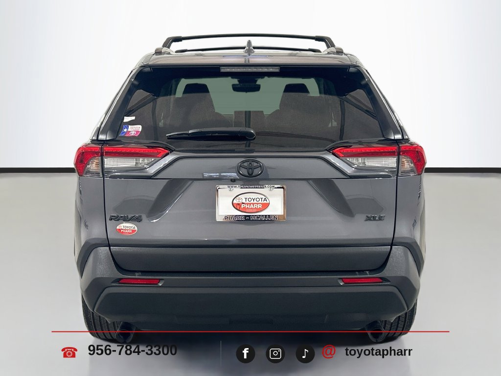 Used 2025 Toyota RAV4 XLE Premium FWD image 6