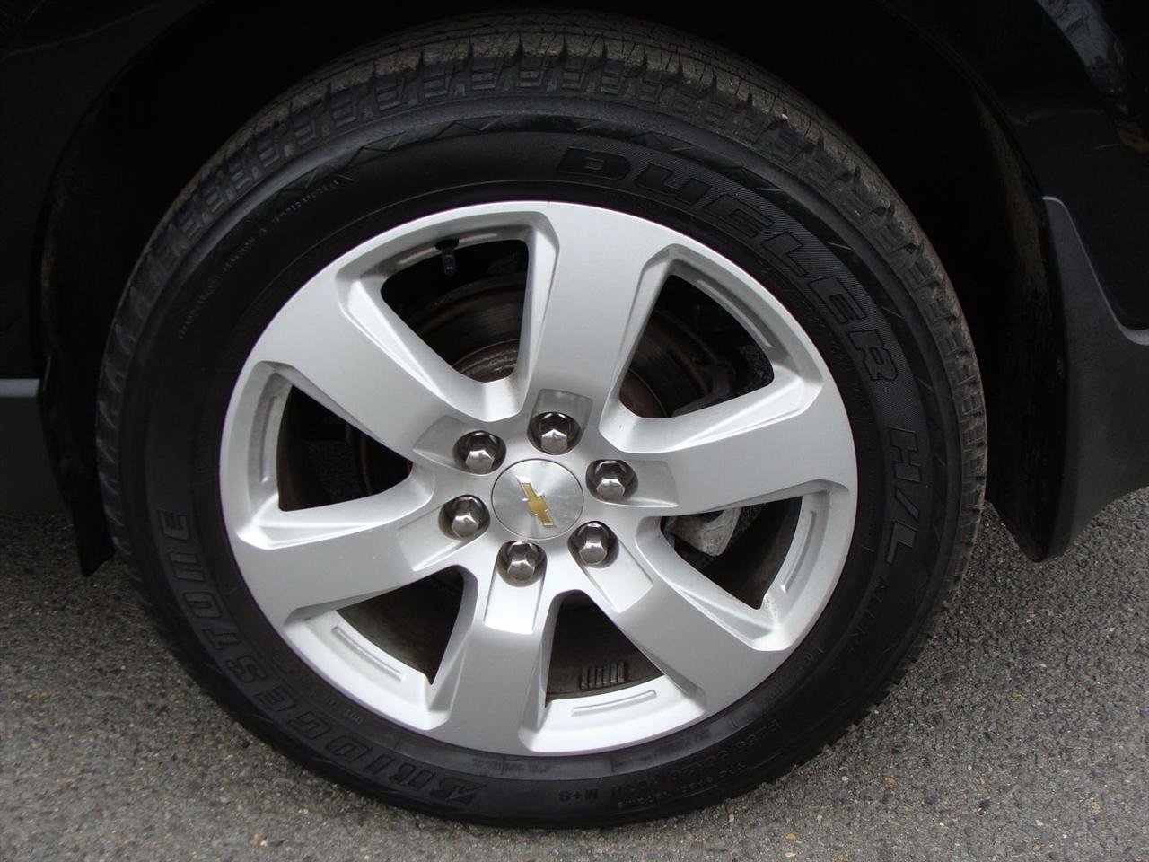 Used 2017 Chevrolet Traverse LT w/ Style and Technology Package AWD/4WD image 32