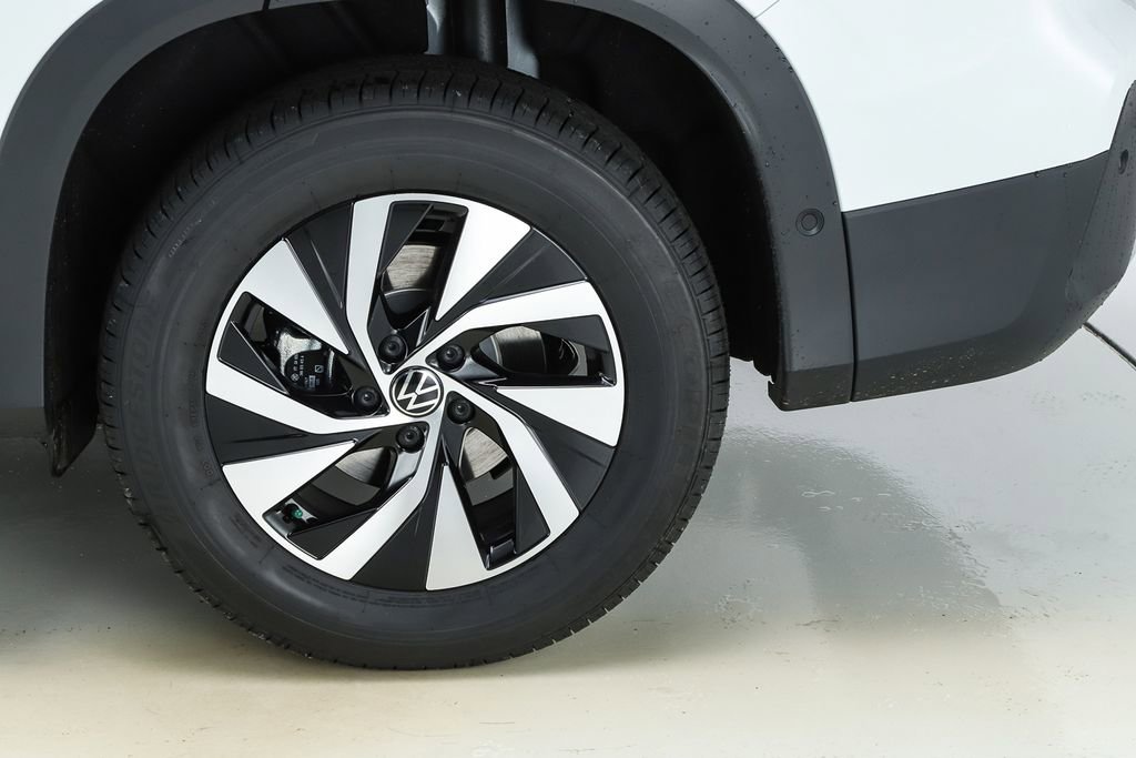 New 2026 Volkswagen Tiguan S image 6