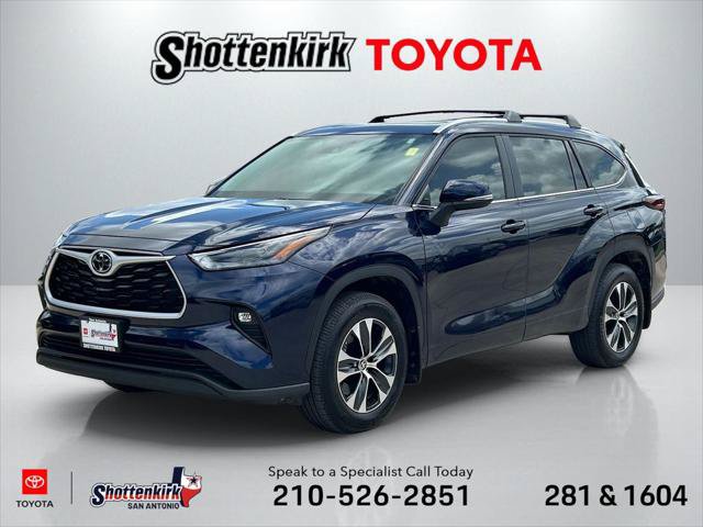 Certified 2026 Toyota Highlander XLE AWD/4WD video 1