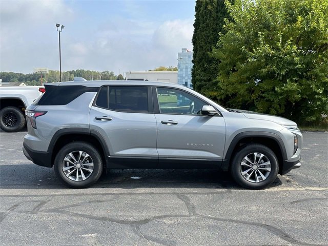 New 2026 Chevrolet Equinox LT w/ Convenience Package II image 2