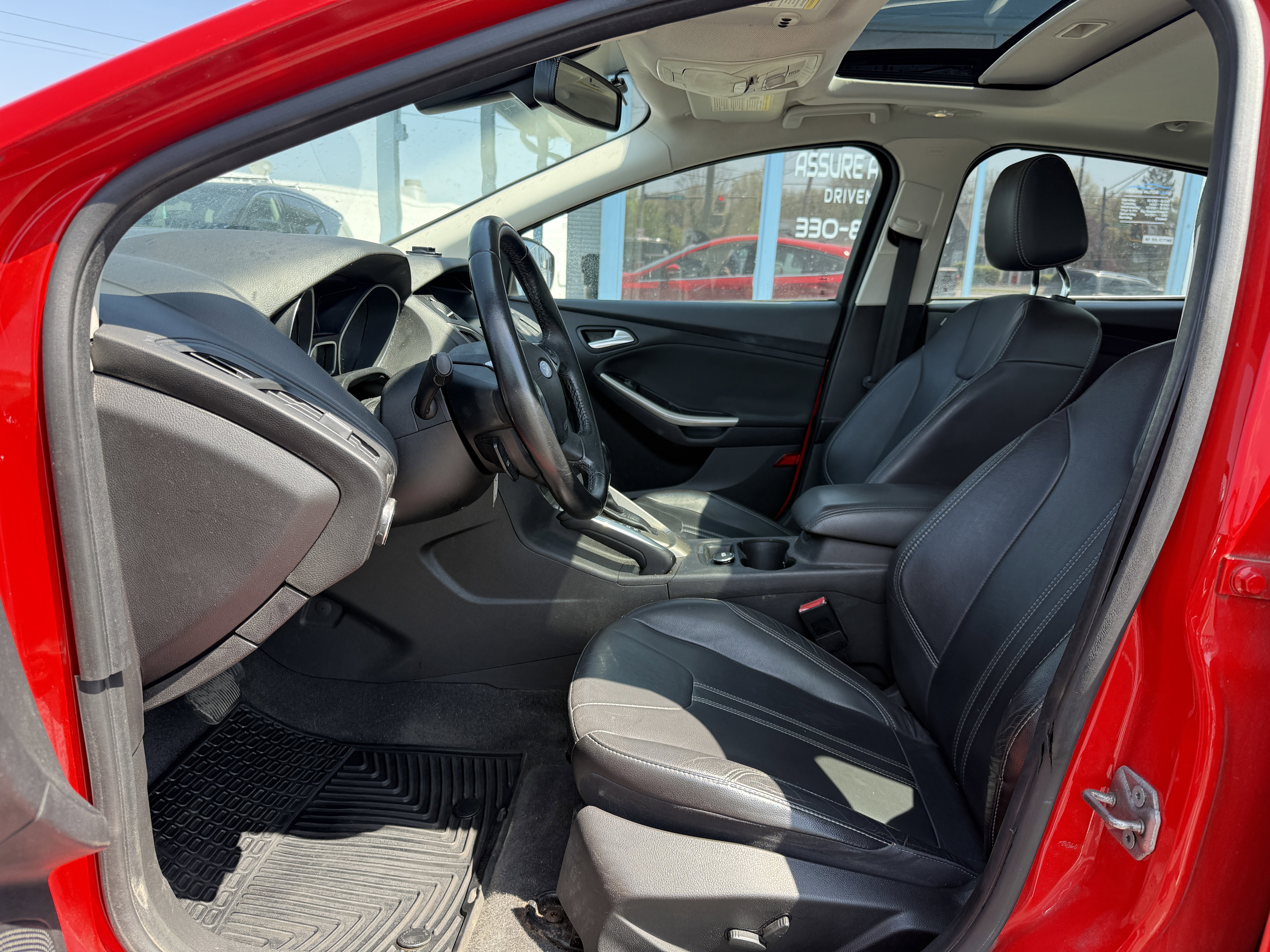 Used 2012 Ford Focus SEL FWD image 11