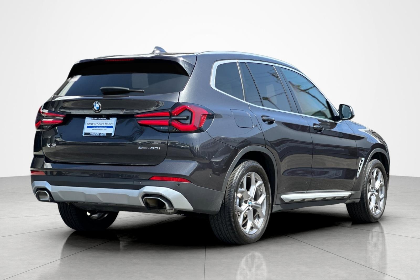 Used 2023 BMW X3 sDrive30i w/ Premium Package RWD image 5