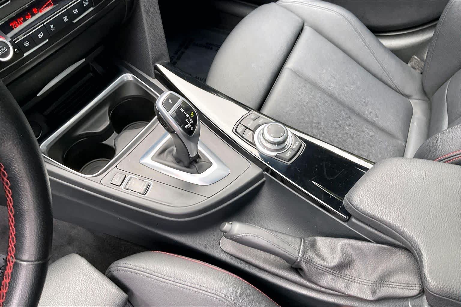 Used 2013 BMW 328i xDrive Sedan AWD/4WD image 16