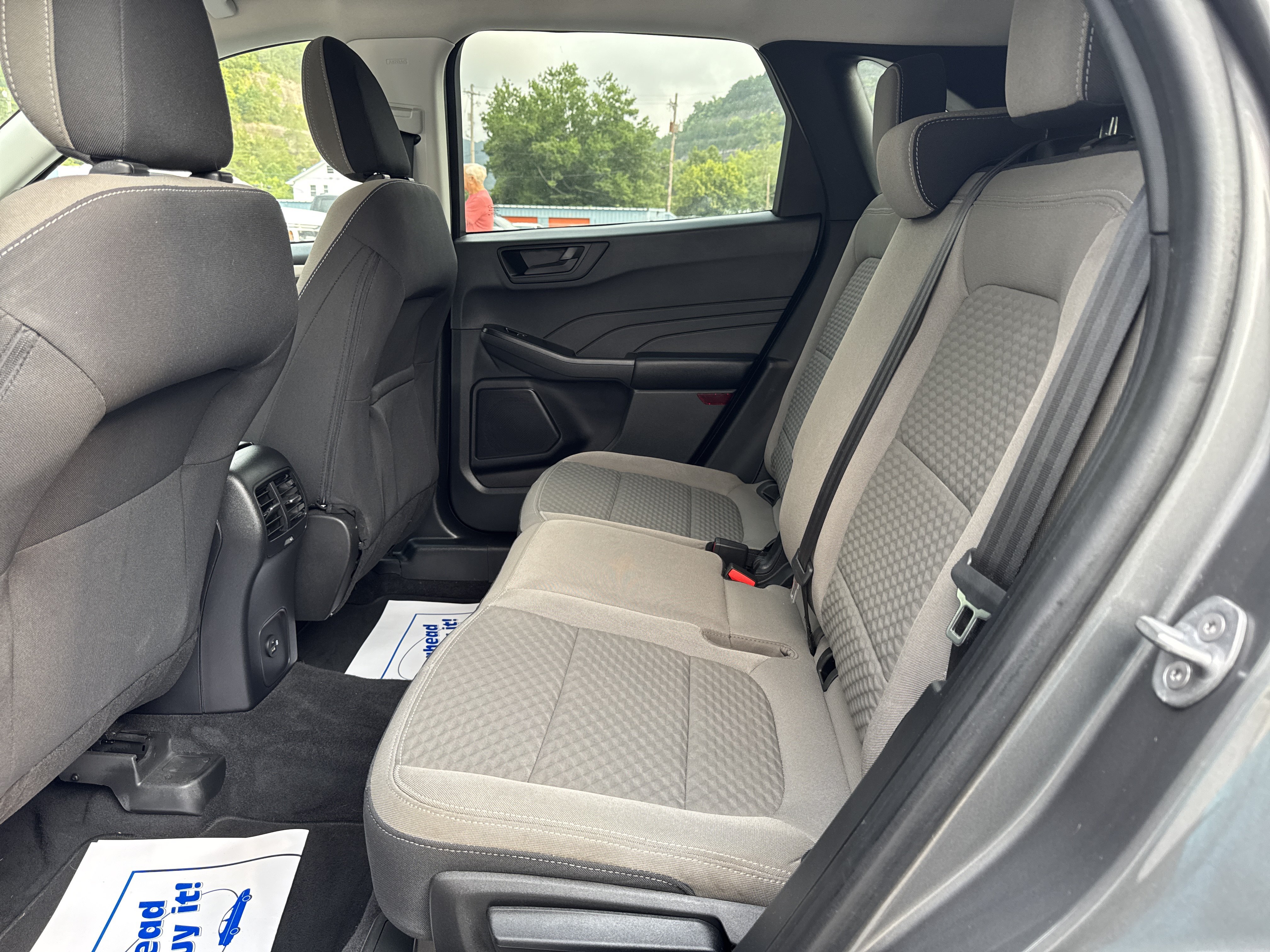 Used 2022 Ford Escape SE w/ Cold Weather Package AWD/4WD image 22