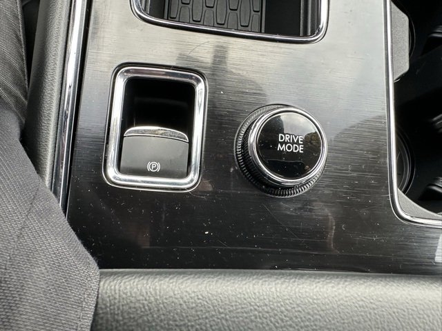 Used 2023 Lincoln Aviator AWD w/ Premium Package image 40