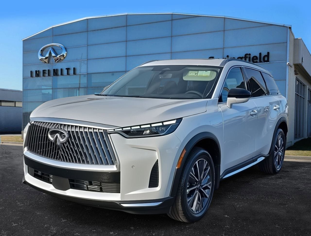 New 2026 INFINITI QX60 Luxe image 3