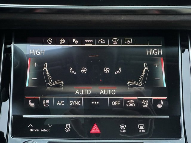 Used 2023 Audi Q7 3.0T Prestige image 25