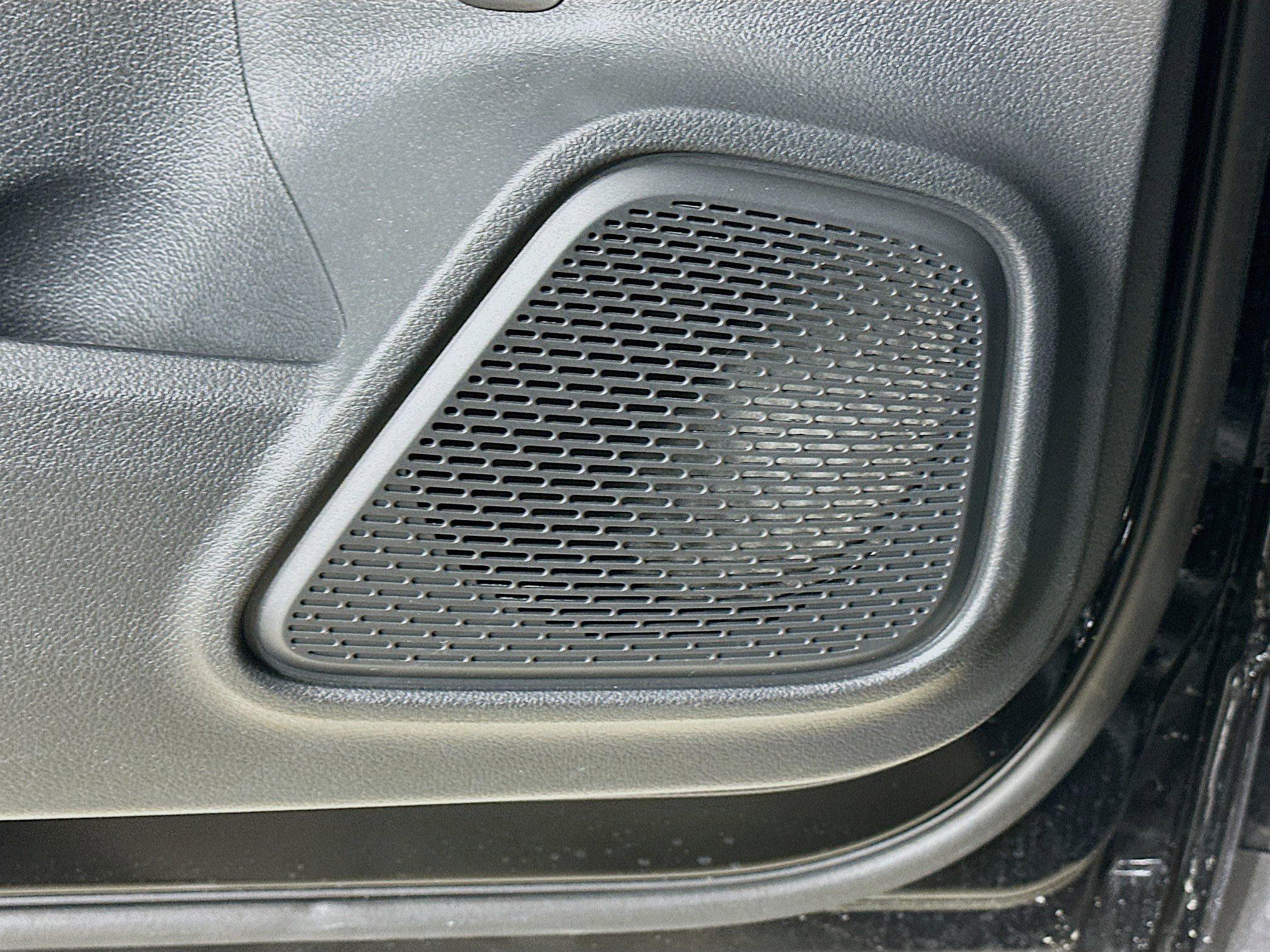 Certified 2025 Mercedes-Benz GLB 250 4MATIC image 23