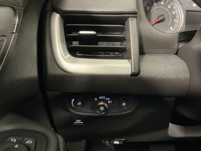 Used 2024 GMC Terrain SLT w/ Elevation Edition image 27