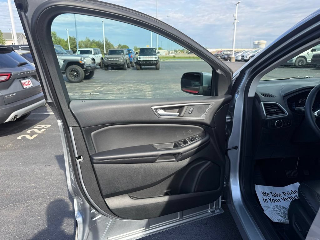Certified 2023 Ford Edge SEL w/ Convenience Package AWD/4WD image 14