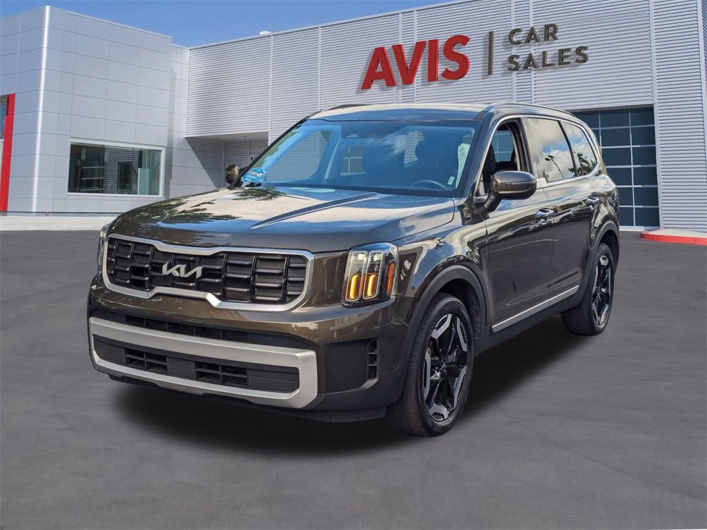 Used 2025 Kia Telluride S image 1