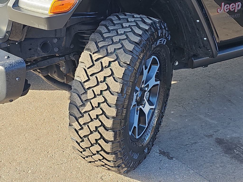 Used 2022 Jeep Wrangler Unlimited Rubicon w/ Steel Bumper Group image 36