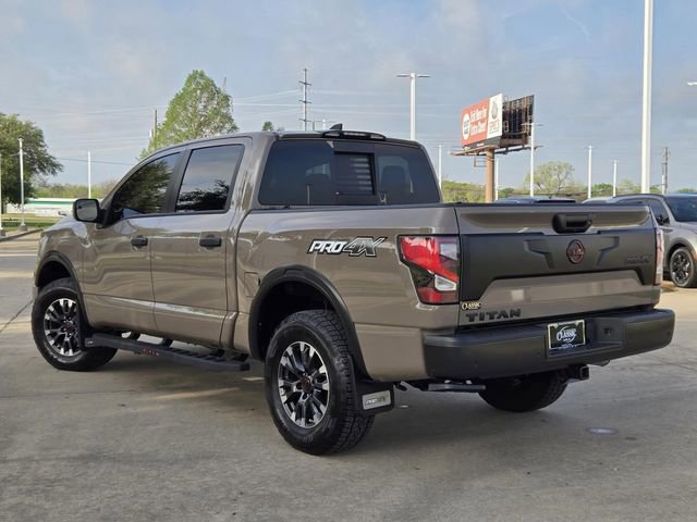 Used 2024 Nissan Titan PRO-4X w/ Pro-4x Convenience Package image 4