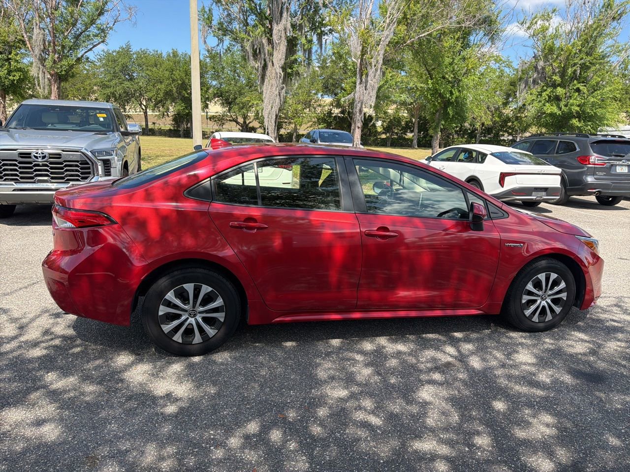 Used 2021 Toyota Corolla LE FWD image 6