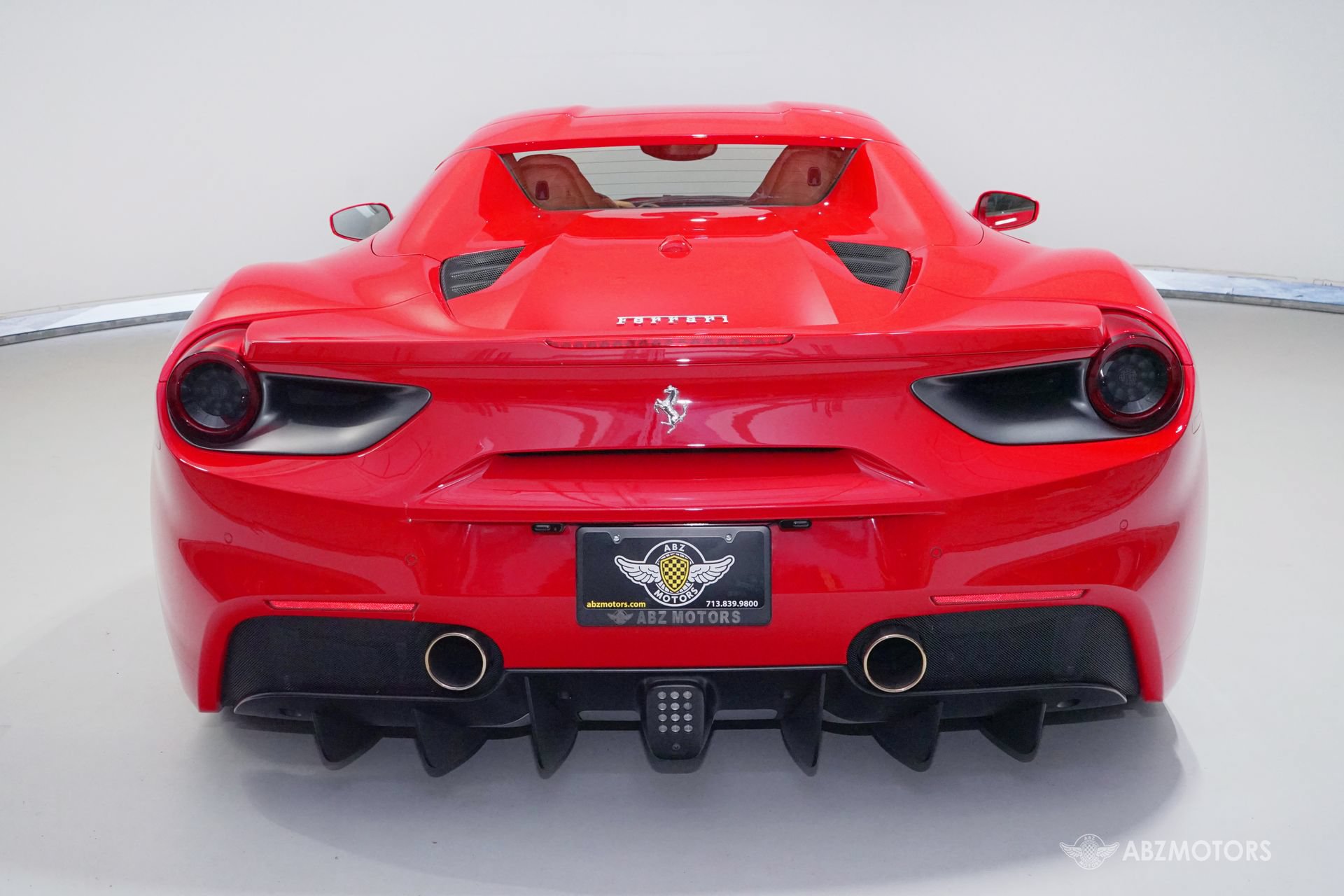 Used 2018 Ferrari 488 Spider RWD image 7