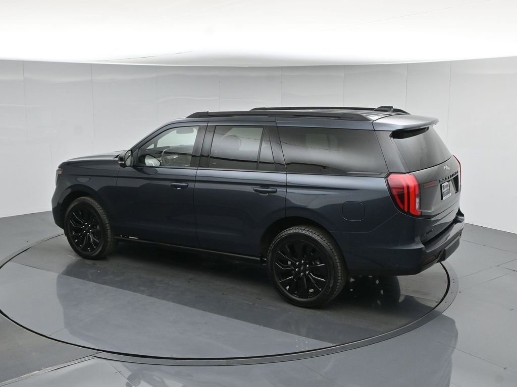 Used 2025 Ford Expedition Platinum w/ Stealth Appearance Package image 48