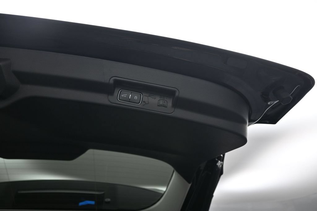 New 2026 Ford Explorer Active RWD image 23