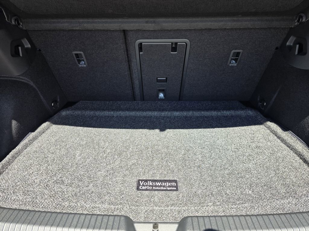 New 2026 Volkswagen Golf w/ Euro Style Package AWD/4WD image 26