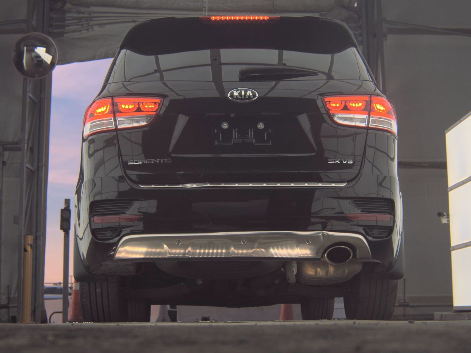 Used 2017 Kia Sorento SX FWD image 10