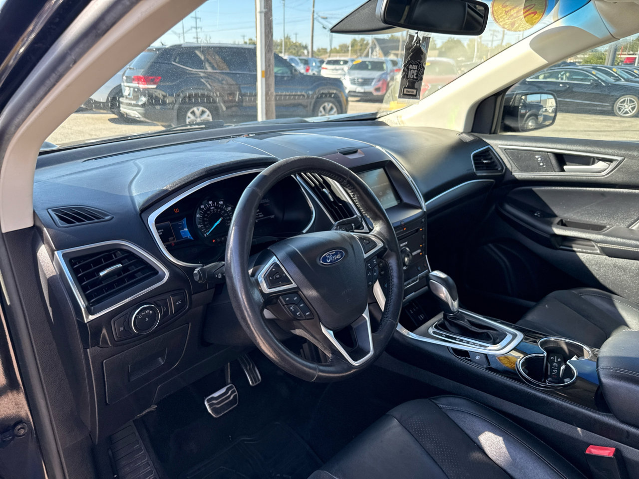 Used 2015 Ford Edge Sport w/ Equipment Group 401A FWD image 10