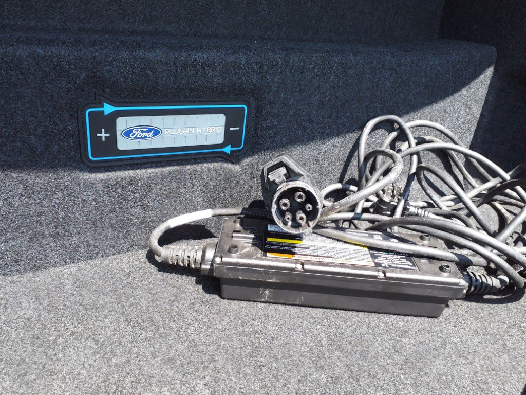 Used 2019 Ford Fusion Energi Titanium image 17