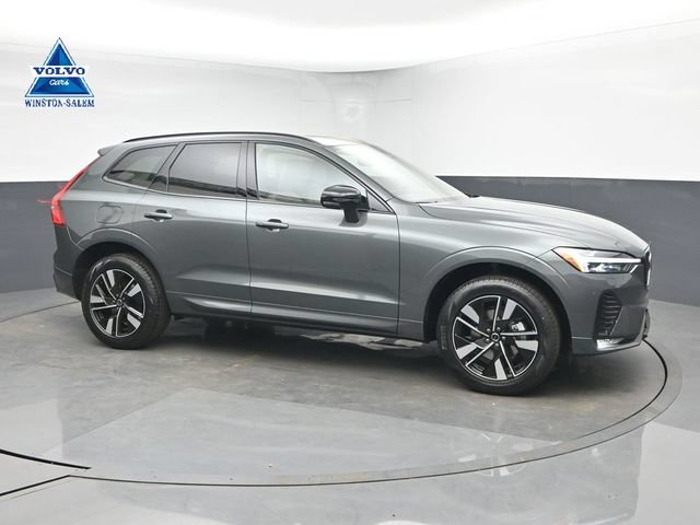 New 2026 Volvo XC60 B5 Core w/ Climate Package