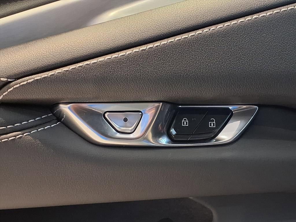 New 2026 Chevrolet Corvette Z06 w/ Battery Protection Package image 8