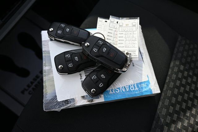 Used 2024 Ford Transit 250 Low Roof w/ Exterior Upgrade Package image 41