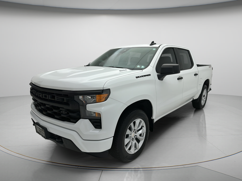 Used 2024 Chevrolet Silverado 1500 Custom w/ LPO, Dark Essentials Package AWD/4WD image 4
