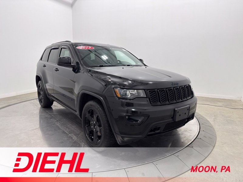 Used 2019 Jeep Grand Cherokee Laredo