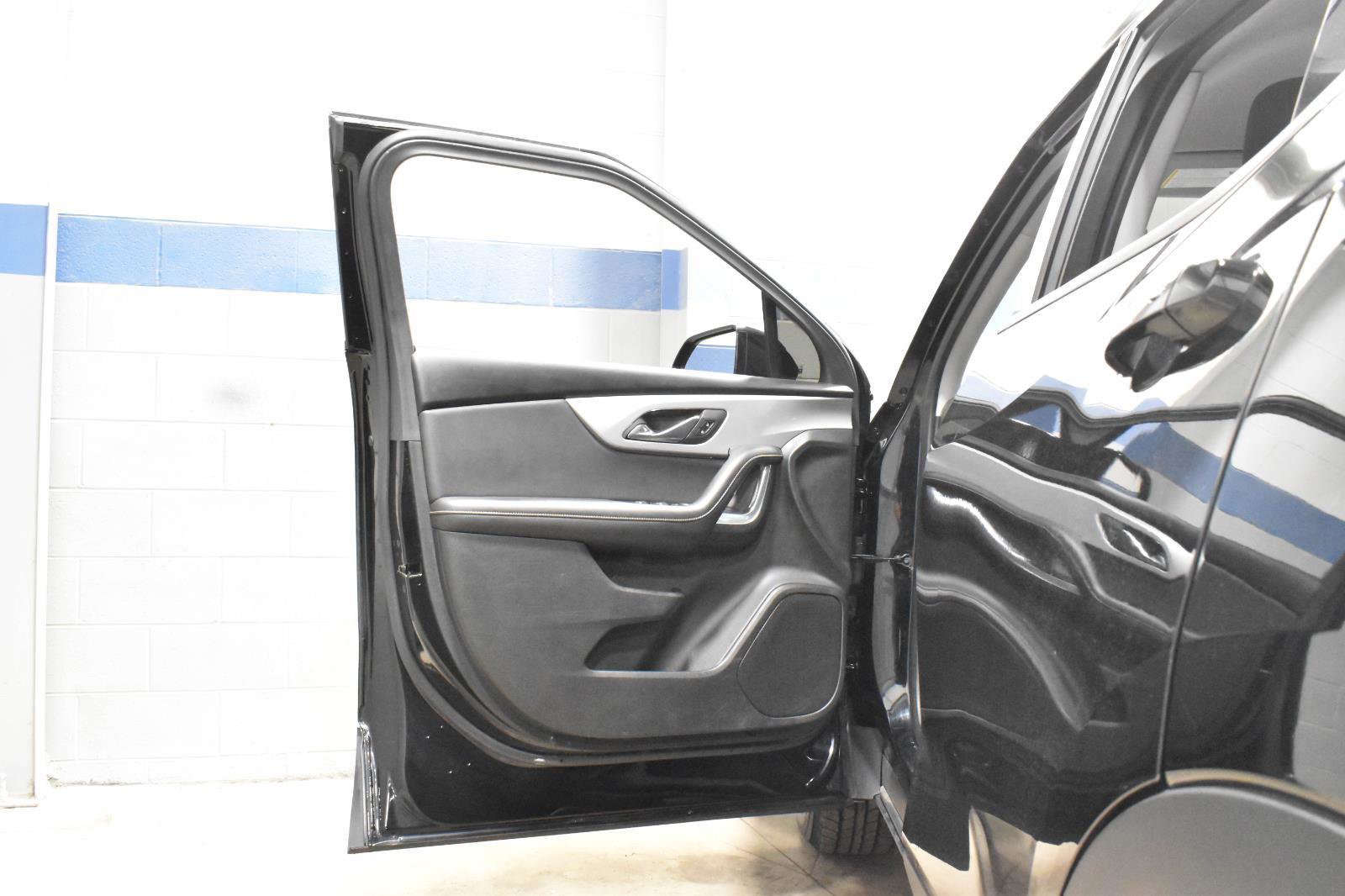 Used 2023 Chevrolet Blazer LT image 10