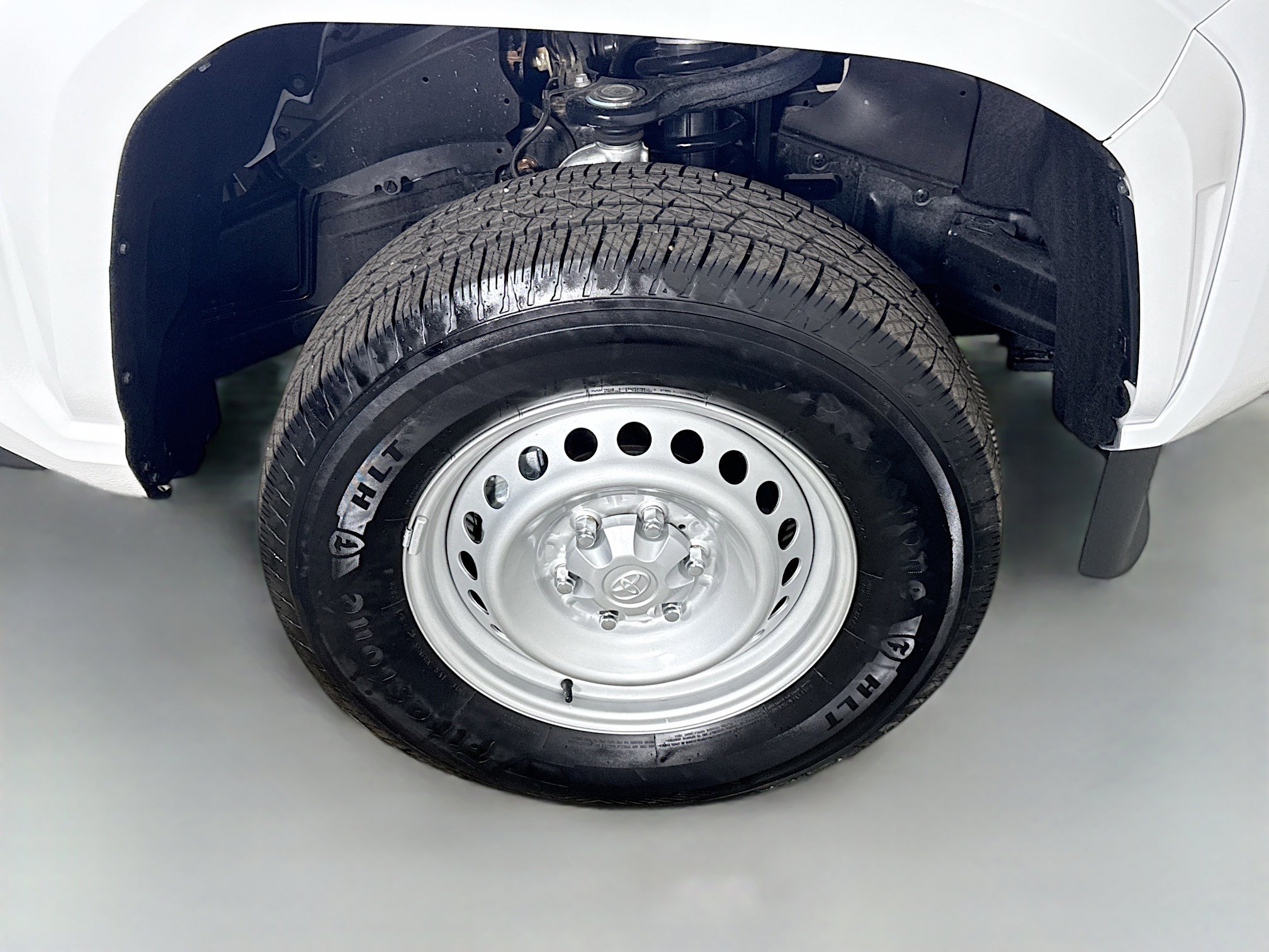 Used 2025 Toyota Tacoma SR image 28