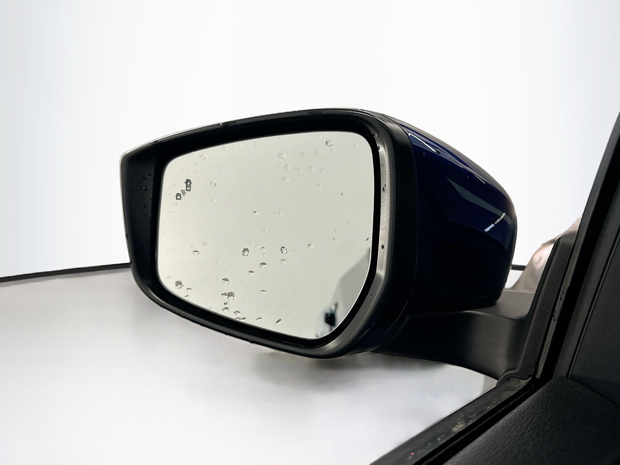 Used 2024 Nissan Leaf S image 16