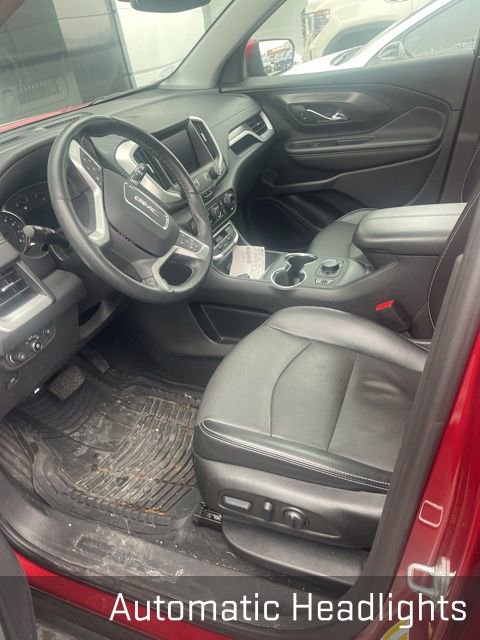 Used 2023 GMC Terrain SLT image 11