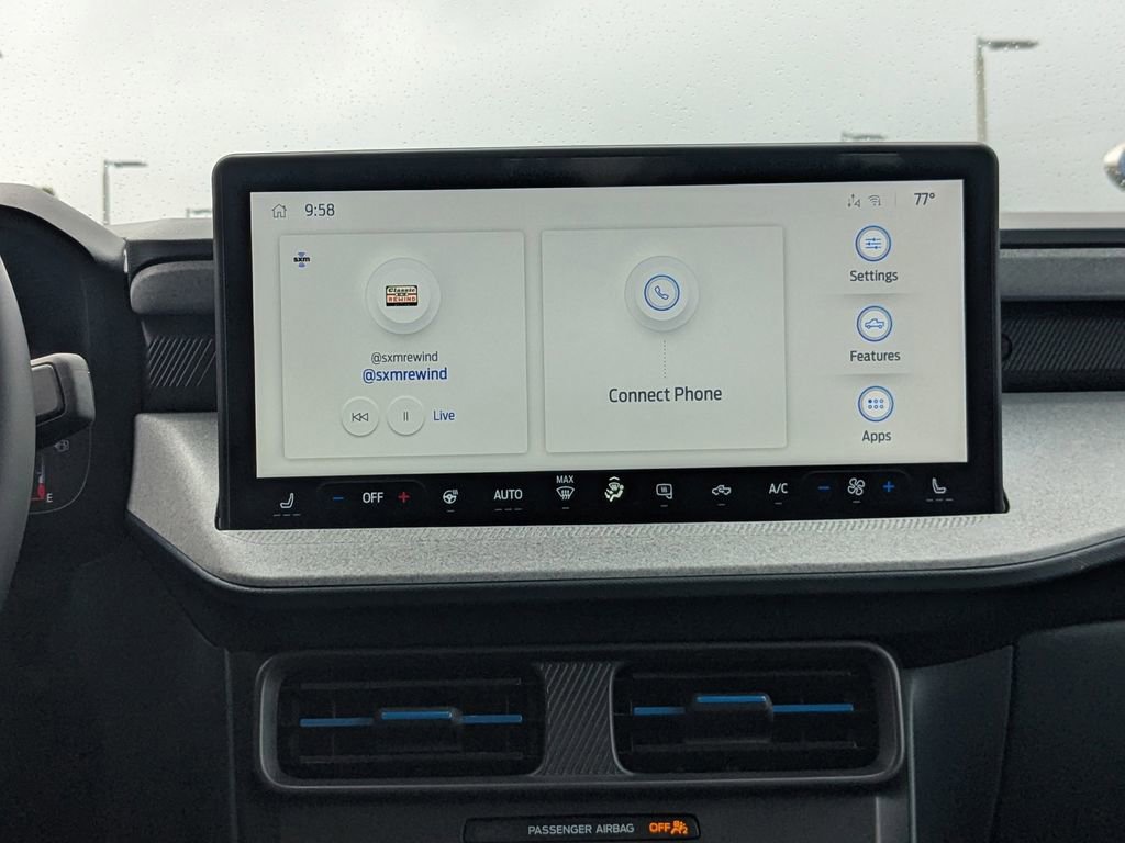 New 2025 Ford Maverick XLT w/ XLT Luxury Package image 17