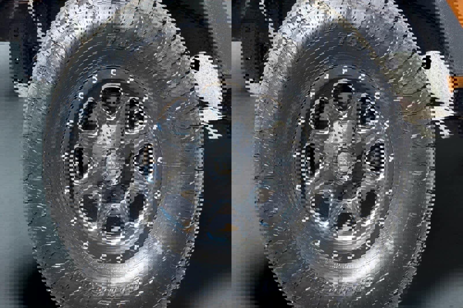 Used 2012 Jeep Wrangler Unlimited Sport image 27