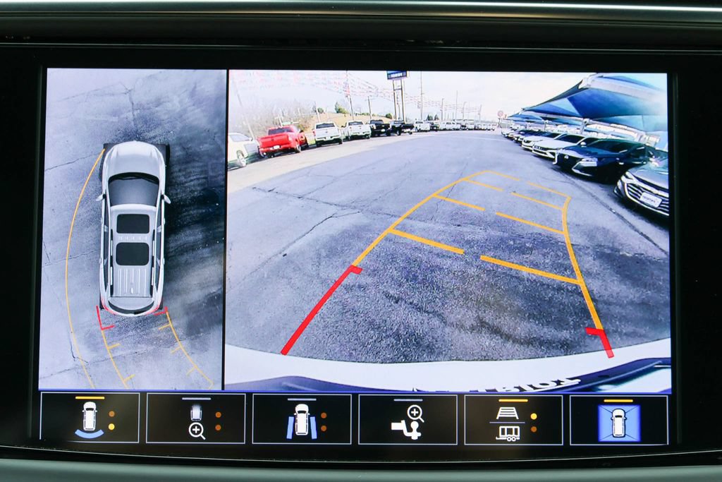 Used 2022 Buick Enclave Avenir w/ Avenir Technology Package AWD/4WD image 4