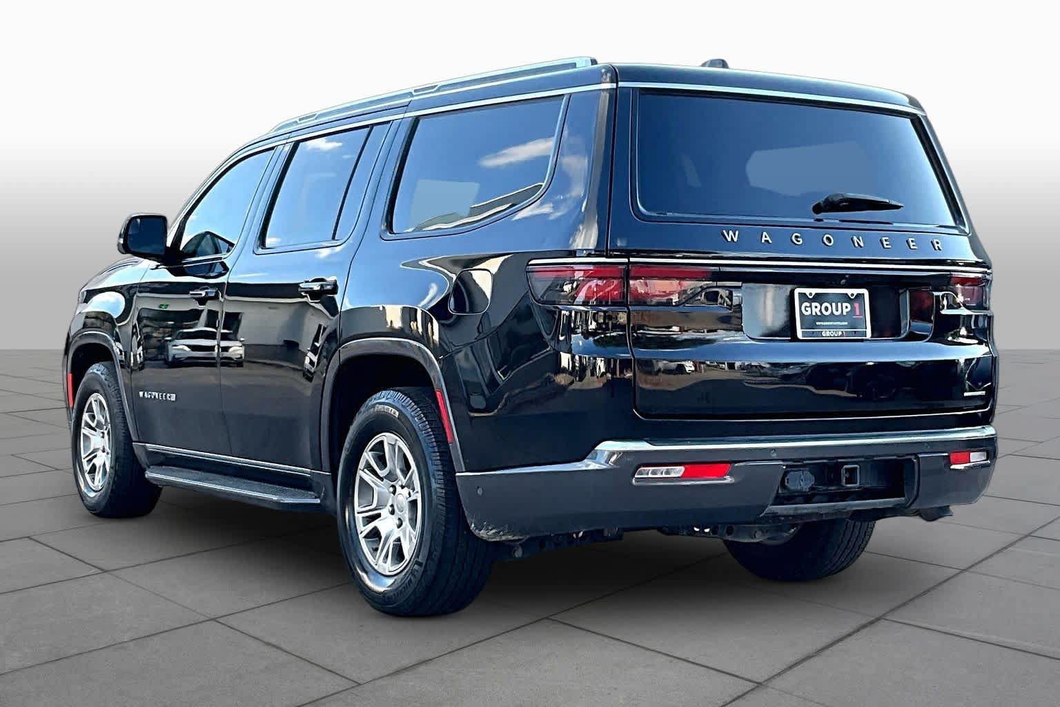 Used 2022 Jeep Wagoneer Series I w/ Convenience Group I RWD image 6